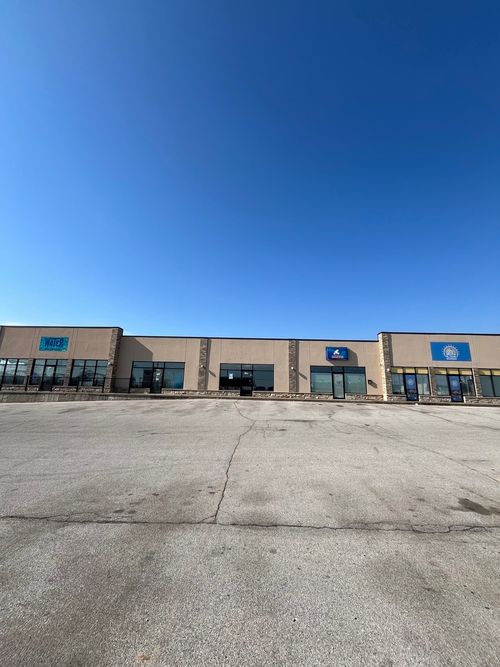 114 Myrtle St, Davenport, IA, 52802-1433 | Card Image