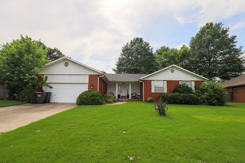 2102 Stout Dr, Springdale, AR, 72762-1647 | Card Image