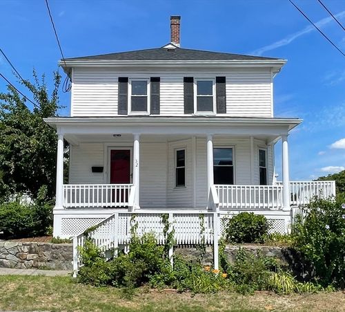 32 Bayard St, Dedham, MA, 02026-6905 | Card Image