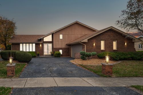 2210 207th Pl, Lynwood, IL, 60411-1537 | Card Image