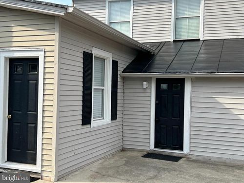 24048 Trailhead Dr, Aldie, VA, 20105-2279 | Card Image
