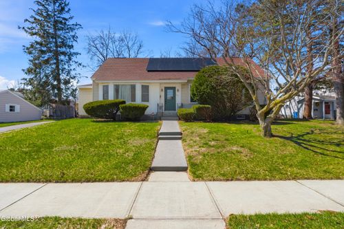 150 Melrose Ave, Albany, NY, 12203-2424 | Card Image