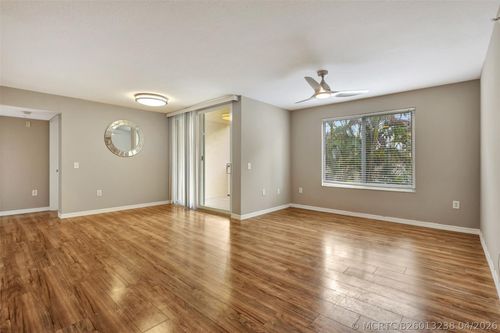 310-310 Villa Cir, Boynton Beach, FL, 33435-8910 | Card Image