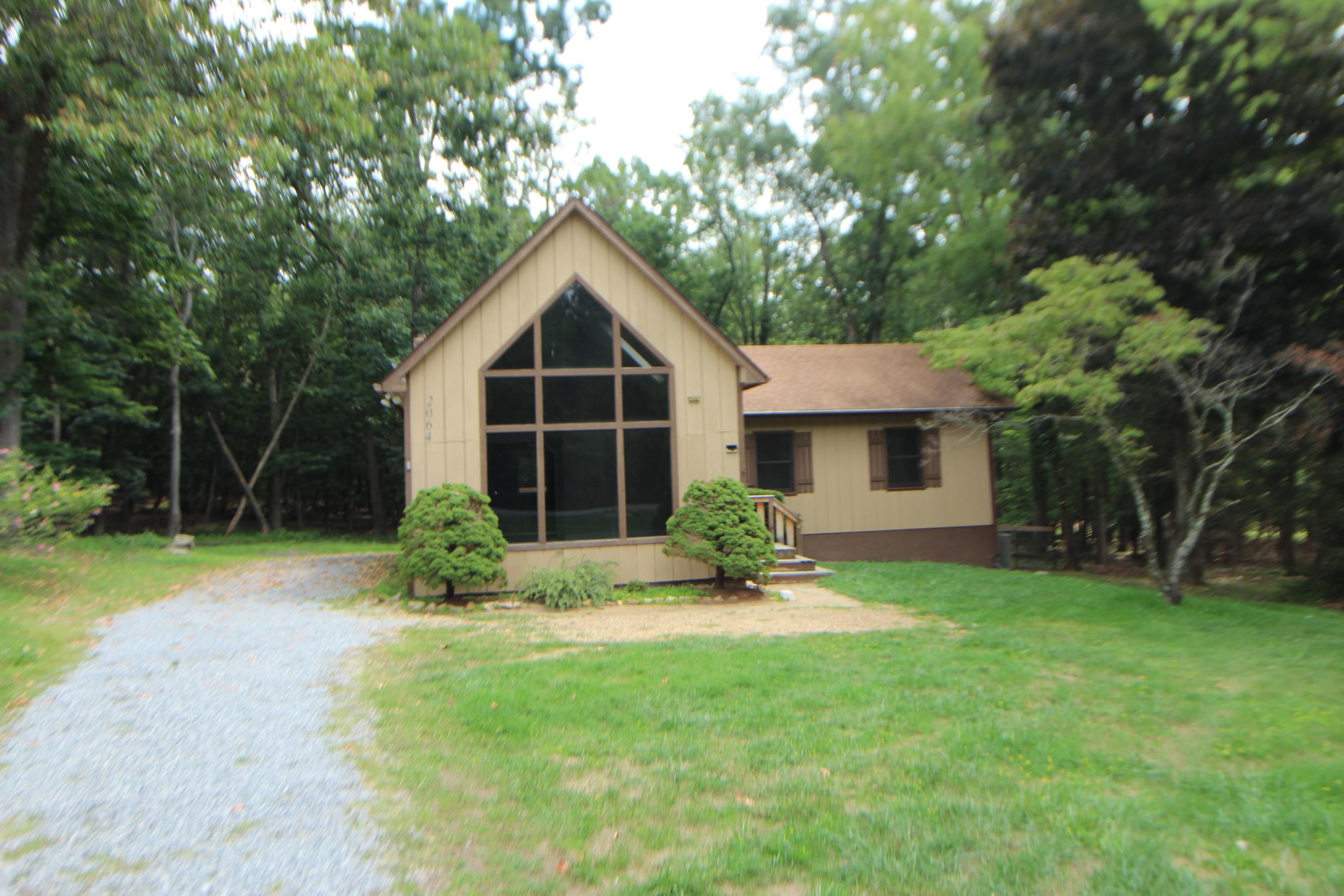 Hawksbill Rd, Mc Gaheysville, VA 22840