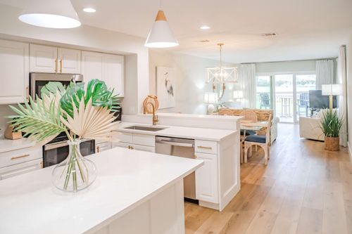 822-822 Harbour Point Dr, Miramar Beach, FL, 32550-4516 | Card Image