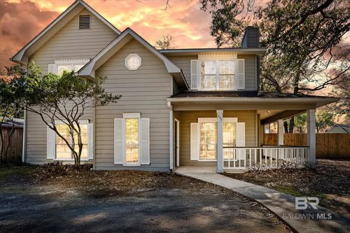 550 Vaughn Dr S, Satsuma, AL, 36572-2834 | Card Image