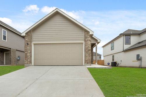 9330 Graze Land Dr, San Antonio, TX, 78211-3015 | Card Image