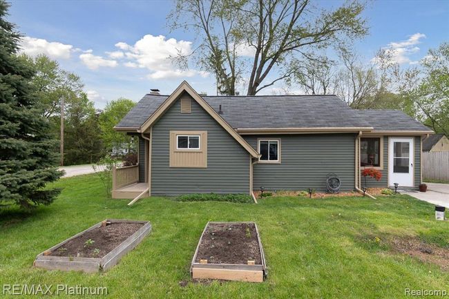 9096 Forest Road, House other with 3 bedrooms, 1 bathrooms and null parking in Northfield Twp MI | Image 3