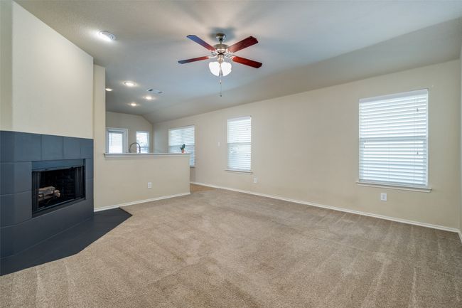 9032 Eagle Dr, House other with 3 bedrooms, 2 bathrooms and null parking in Providence Village TX | Image 10