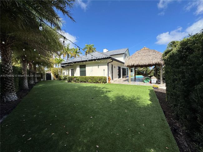 4000 Ne 23 Rd Ave, House other with 3 bedrooms, 4 bathrooms and null parking in Lighthouse Point FL | Image 39