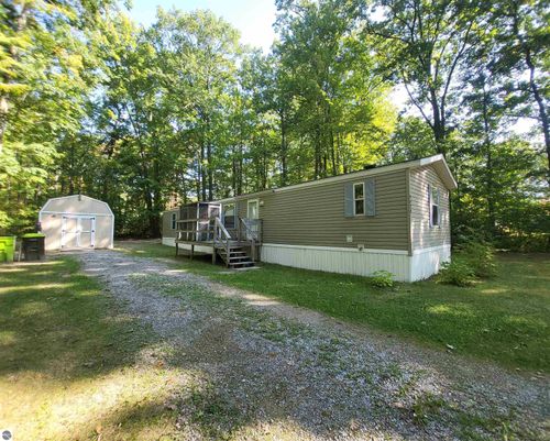 4628 Pine Dr, Roscommon, MI, 48653 | Card Image