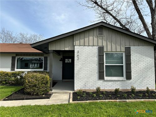 362 Lockener Ave, New Braunfels, TX, 78130-5425 | Card Image