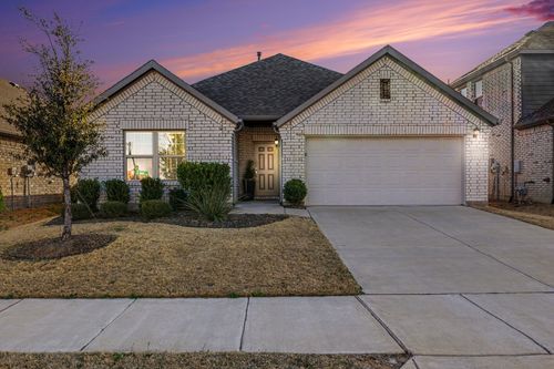 3304 Macaw Rd, Celina, TX, 75009-2000 | Card Image