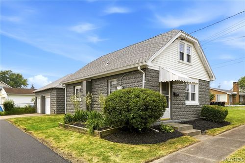29 Cowing St, Depew, NY, 14043-3501 | Card Image