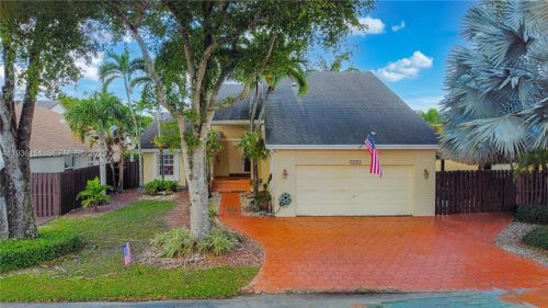 4235 Sw 148th Pl, Miami, FL, 33185-4318 | Card Image