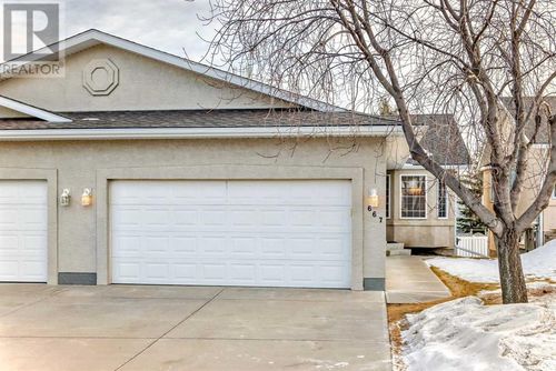 667 Sheep River Mews, Okotoks, AB, T1S1S5 | Card Image