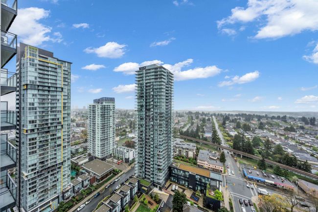 3001 - 4900 Lennox Lane, Condo with 2 bedrooms, 2 bathrooms and 1 parking in Burnaby BC | Image 27