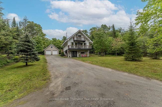 579 S Waseosa Lake Rd, House other with 3 bedrooms, 2 bathrooms and 10 parking in Huntsville ON | Image 5