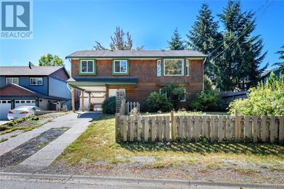 2793 Ulverston Ave, House other with 4 bedrooms, 2 bathrooms and 2 parking in Cumberland BC | Image 2