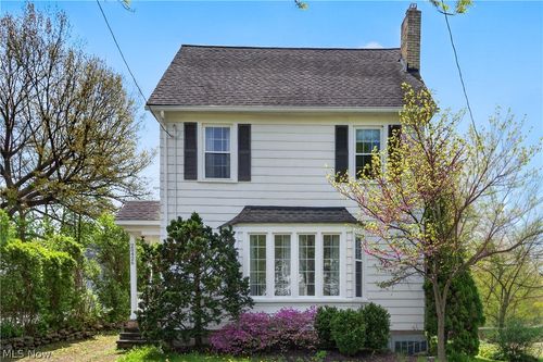 20426 Almar Dr, Shaker Heights, OH, 44122-3802 | Card Image