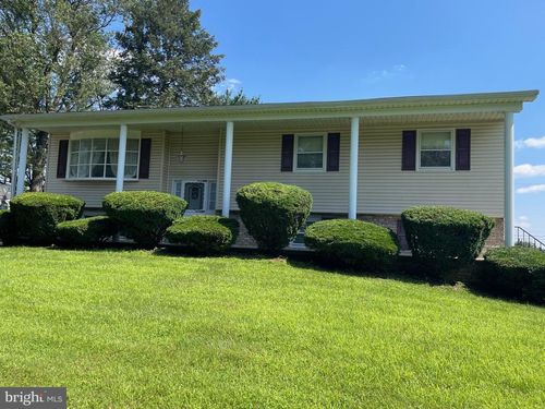 2620 Pinewood Rd, LANCASTER, PA, 17601-4825 | Card Image