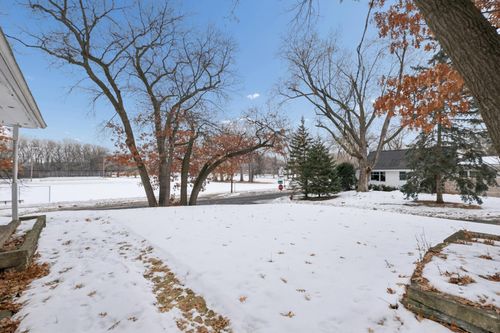 4500 Parkside Ln, Edina, MN, 55436-1415 | Card Image