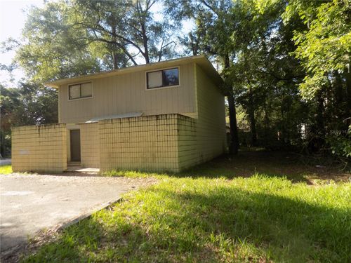 713 69th St, GAINESVILLE, FL, 32607-1984 | Card Image