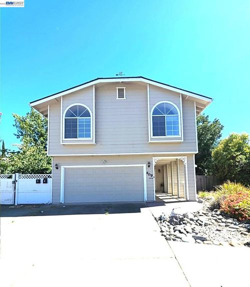 409 Avalon Way, Suisun City, CA, 94585-1801 | Card Image