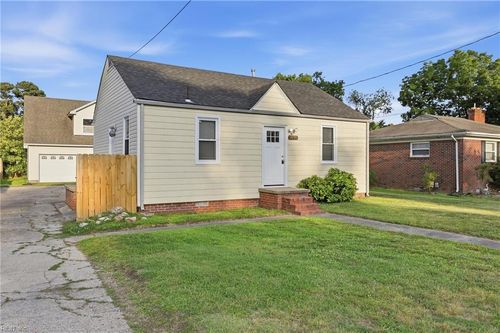 1404 Willow Ave, Chesapeake, VA, 23325-3938 | Card Image