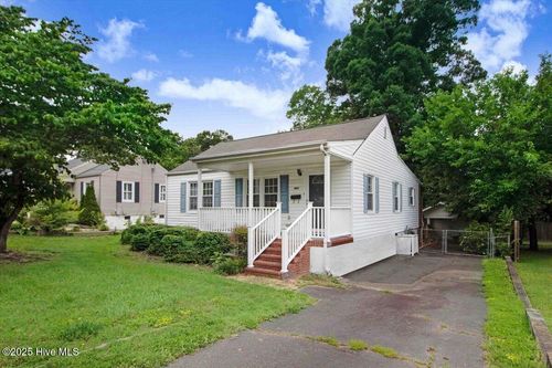1807 Rankin St, Raleigh, NC, 27604-2337 | Card Image