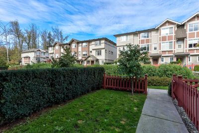 88 - 10151 240 St, Townhouse with 3 bedrooms, 2 bathrooms and null parking in Maple Ridge BC | Image 2