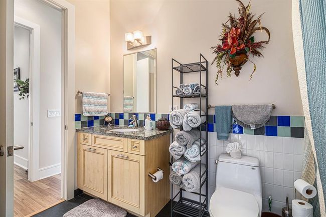 SECOND BATH | Image 18