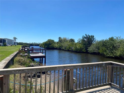 724 Blackburn Blvd, NORTH PORT, FL, 34287-1516 | Card Image