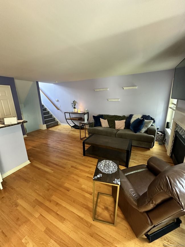 1006 - 1006 Sienna Dr, Condo with 2 bedrooms, 2 bathrooms and 2 parking in Danbury CT | Image 4