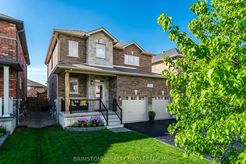 15 Lowry Crt, Barrie, ON, L4N7N3 | Card Image