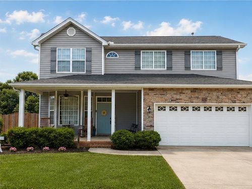 15 Camrose Dr, Greer, SC, 29651-1913 | Card Image