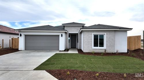 10905 Tatuk Way, Bakersfield, CA, 93301 | Card Image