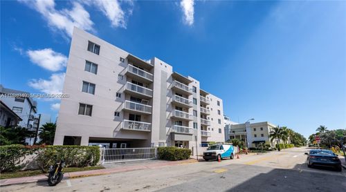 apt-203-3600 Collins Ave, Miami Beach, FL, 33140-4044 | Card Image