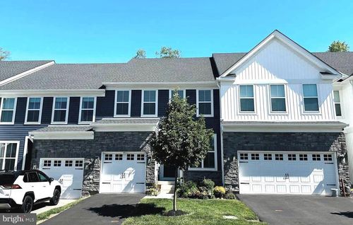 229 Wynstone Ct, COLMAR, PA, 18915-3107 | Card Image