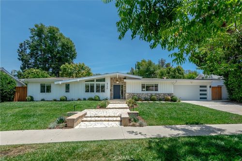 4730 Degovia Ave, Woodland Hills, CA, 91364-3715 | Card Image