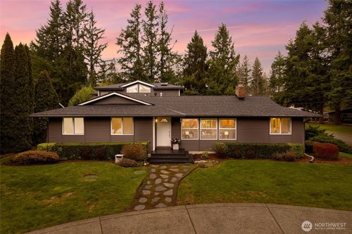 2855 245th Pl Se, Sammamish, WA, 98075-9405 | Card Image