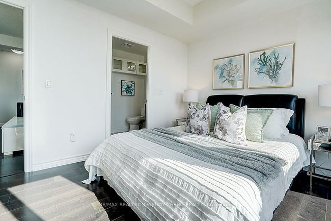 1102 - 52 Forest Manor Rd, Condo with 2 bedrooms, 2 bathrooms and 1 parking in North York ON | Image 24