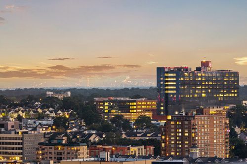 ph-1 Strawberry Hill Ct, Stamford, CT, 06902-2696 | Card Image