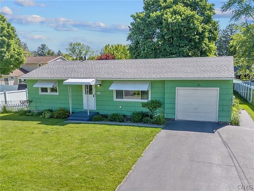 101 Stillwell Cir, East Syracuse, NY, 13057-1409 | Card Image