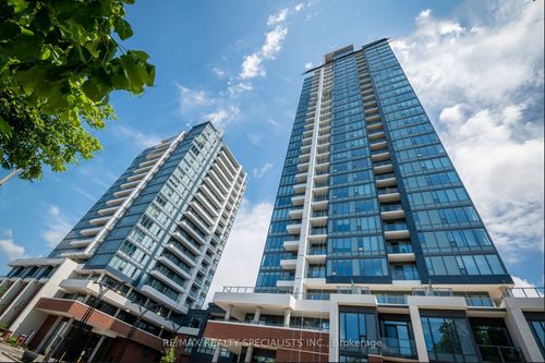 405-15 Wellington St S, Kitchener, ON, N2G0E4 | Card Image