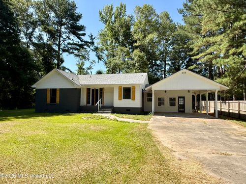 912 River Road Est, Taylorsville, MS, 39168-9586 | Card Image
