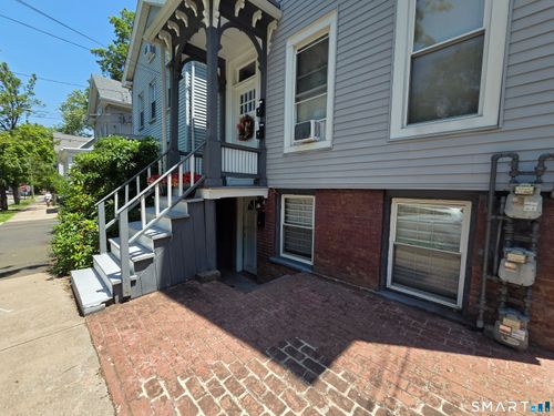 lower-level-19 Nicoll St, New Haven, CT, 06511-0902 | Card Image