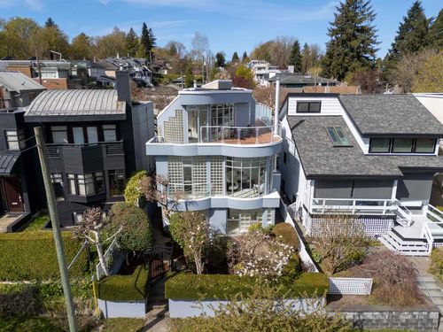3043 Alma St, Vancouver, BC, V6R3S9 | Card Image