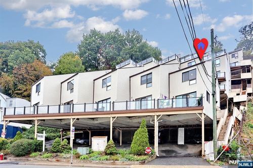 1110 River Rd, Edgewater, NJ, 07020-1343 | Card Image