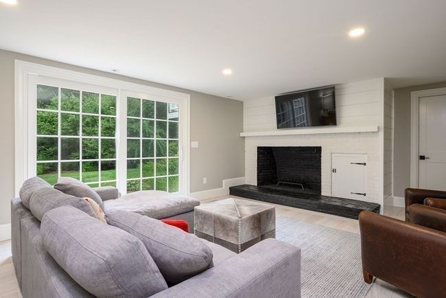 60 Meadowlark Ln, House other with 5 bedrooms, 5 bathrooms and 5 parking in Osterville MA | Image 26